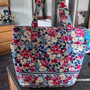 Vera Bradley tote